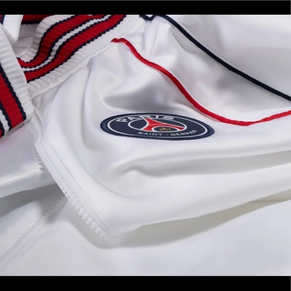 Air Jordan X PSG Jacket EXCLUSIVE - Picture 10 of 12